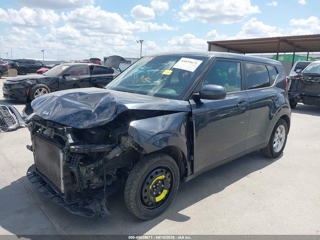 KNDJ23AUXL7045881 2020 KIA SOUL photo no. 2