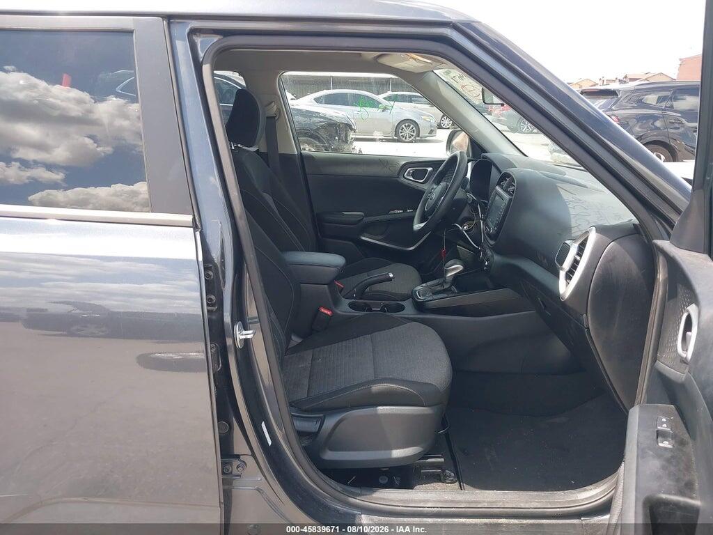 KNDJ23AUXL7045881 2020 KIA SOUL photo no. 5