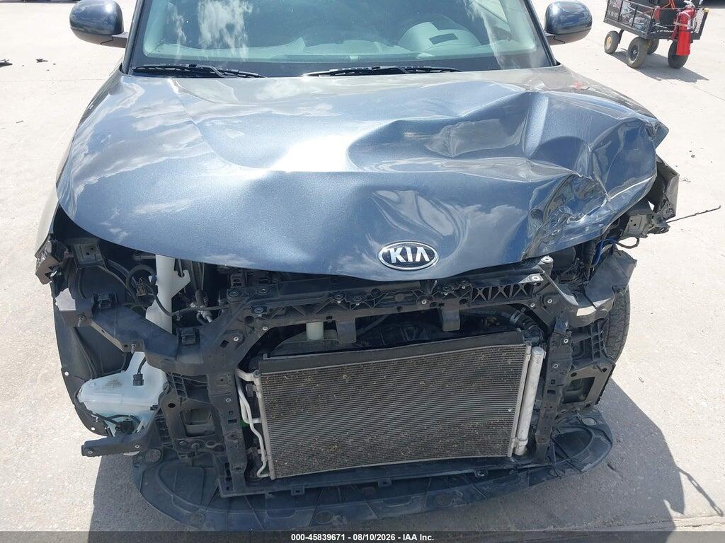KNDJ23AUXL7045881 2020 KIA SOUL photo no. 6