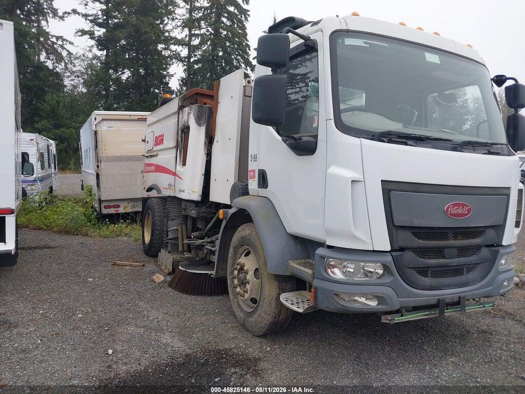 3BPPHM7X1LF593200 2020 PETERBILT 220 photo no. 1