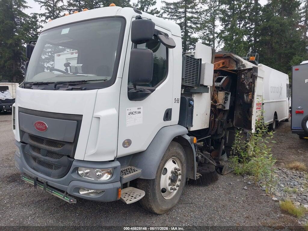 3BPPHM7X1LF593200 2020 PETERBILT 220 photo no. 2