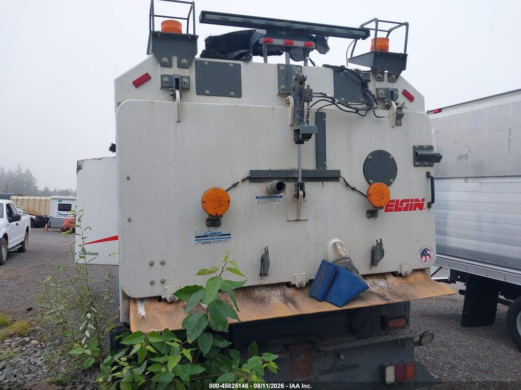 3BPPHM7X1LF593200 2020 PETERBILT 220 photo no. 8