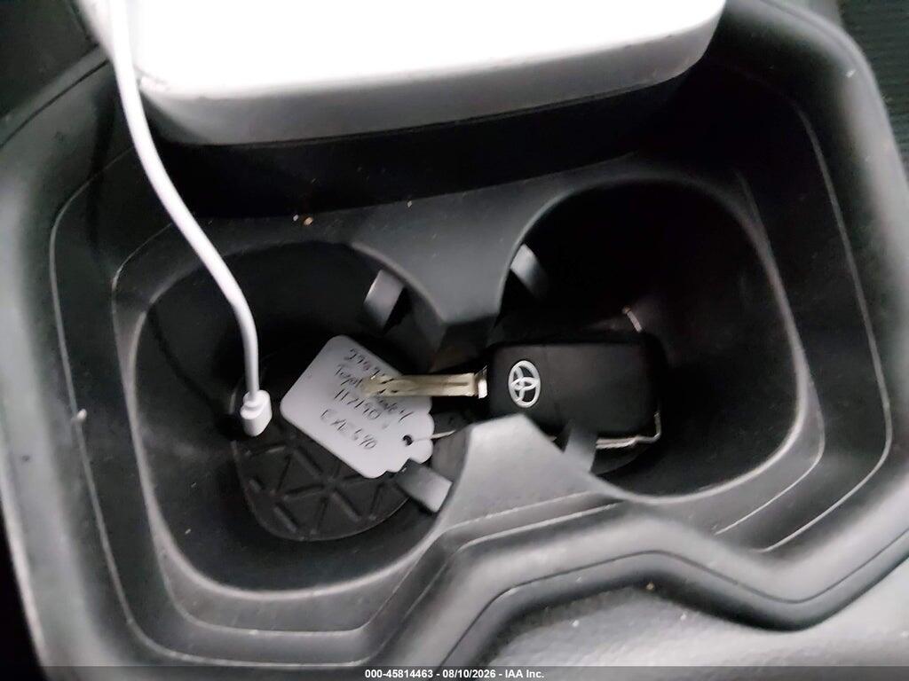 2T3F1RFV2LW117190 2020 TOYOTA RAV4 photo no. 11