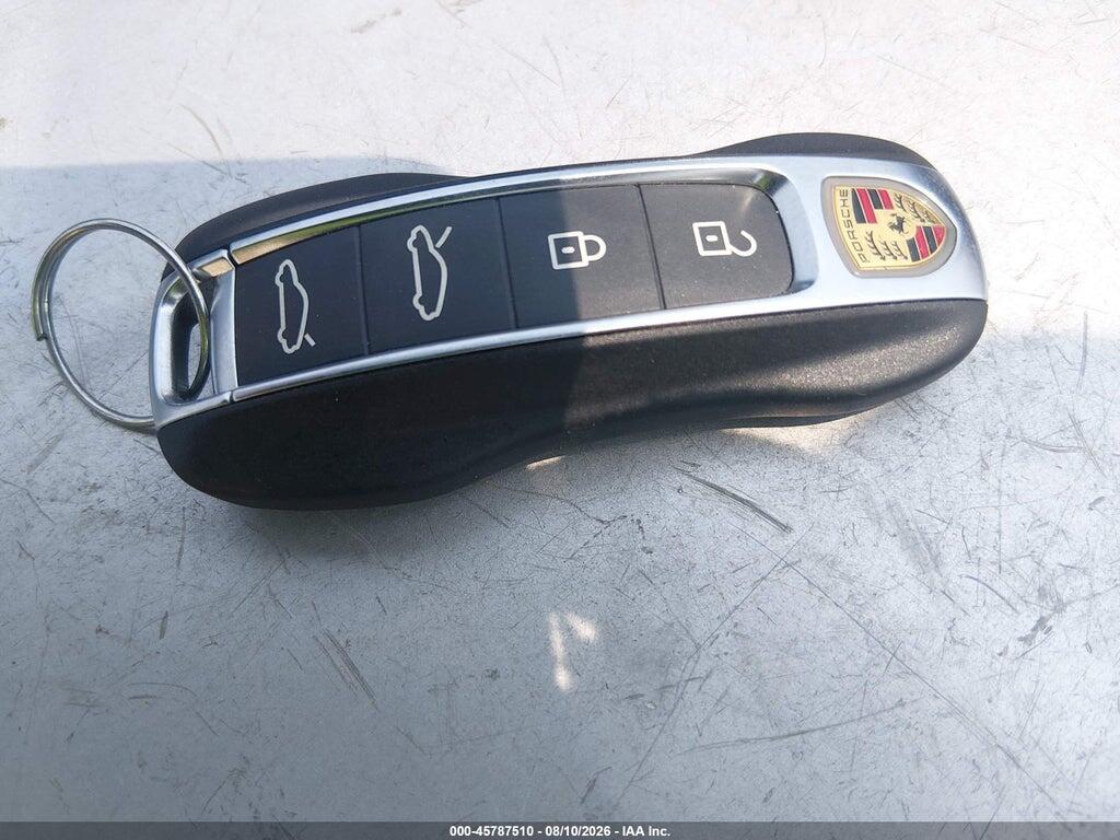 WP0AB2Y19LSA52021 2020 PORSCHE TAYCAN photo no. 11