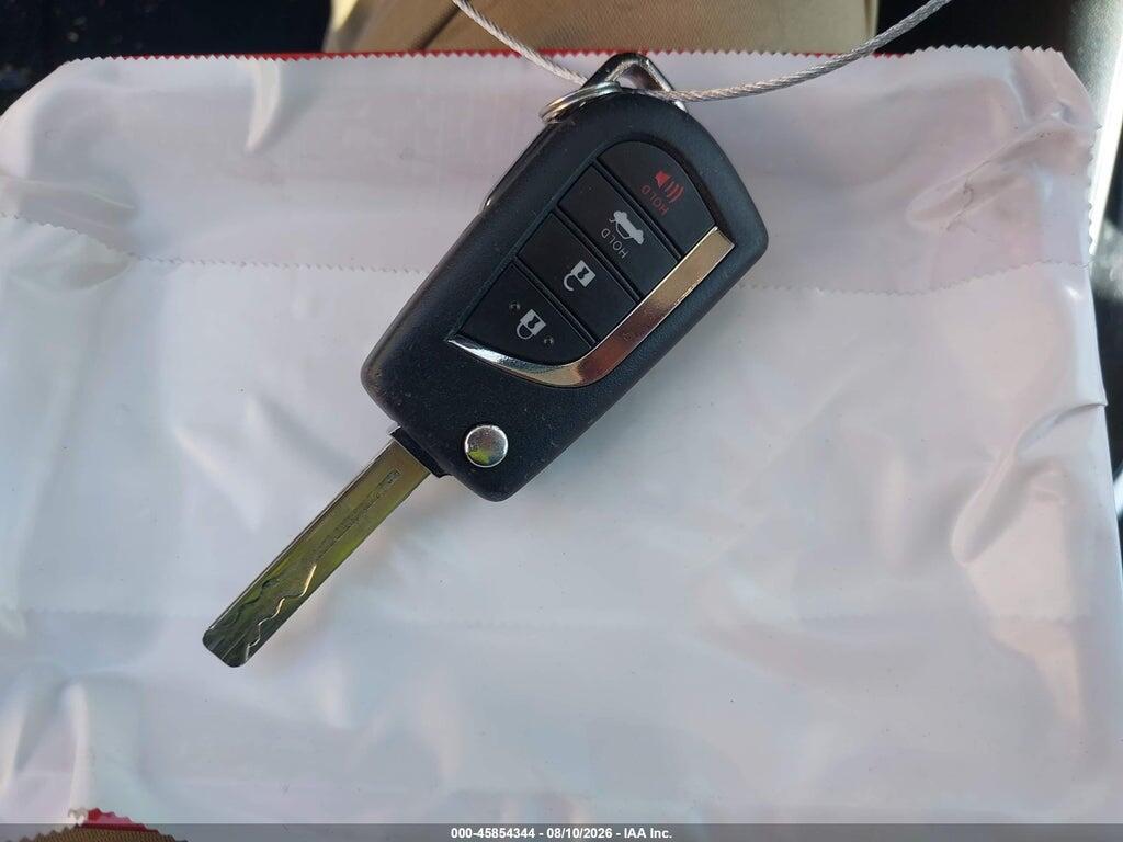 5YFEPMAEXMP251204 2021 TOYOTA COROLLA photo no. 11