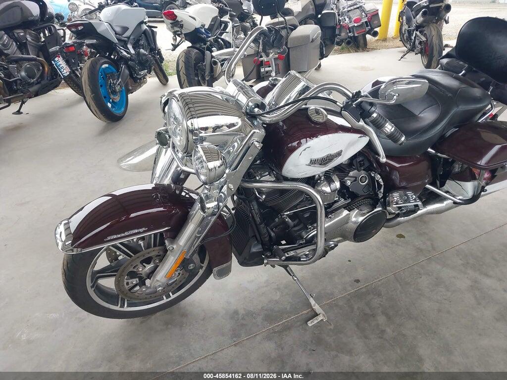 1HD1FBC18MB624740 2021 HARLEY-DAVIDSON FLHR photo no. 2
