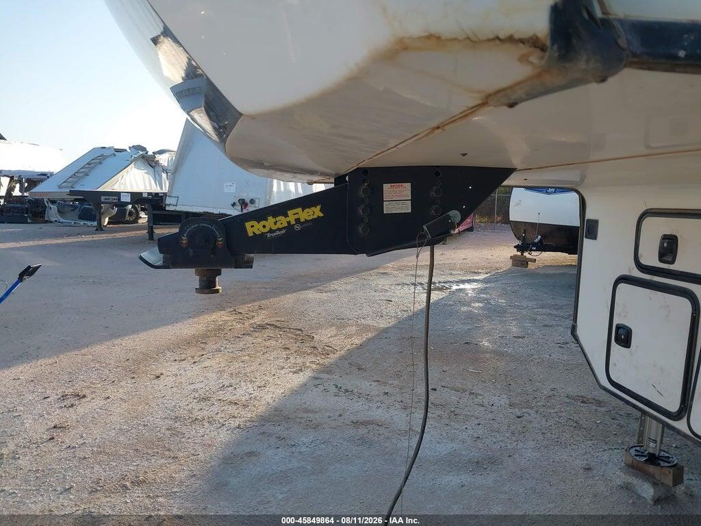 4EZFV4320M6060913 2021 KZ DURANGO GOLD photo no. 10