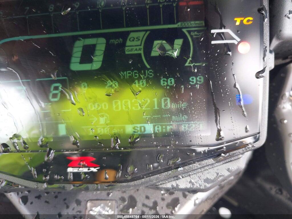 JS1DM11H4M7100139 2021 SUZUKI GSX-R1000 photo no. 7
