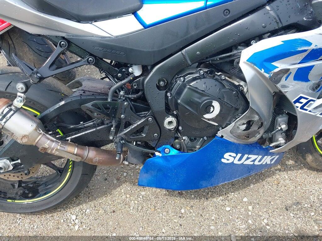 JS1DM11H4M7100139 2021 SUZUKI GSX-R1000 photo no. 8