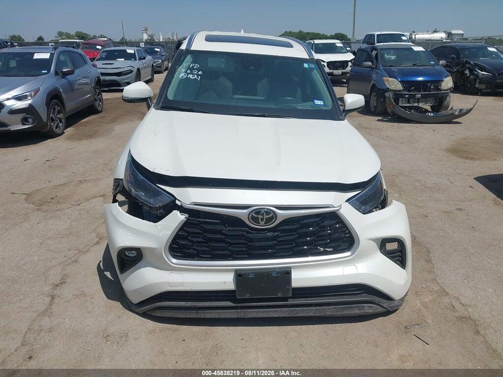 5TDGZRAH9MS533979 2021 TOYOTA HIGHLANDER photo no. 12