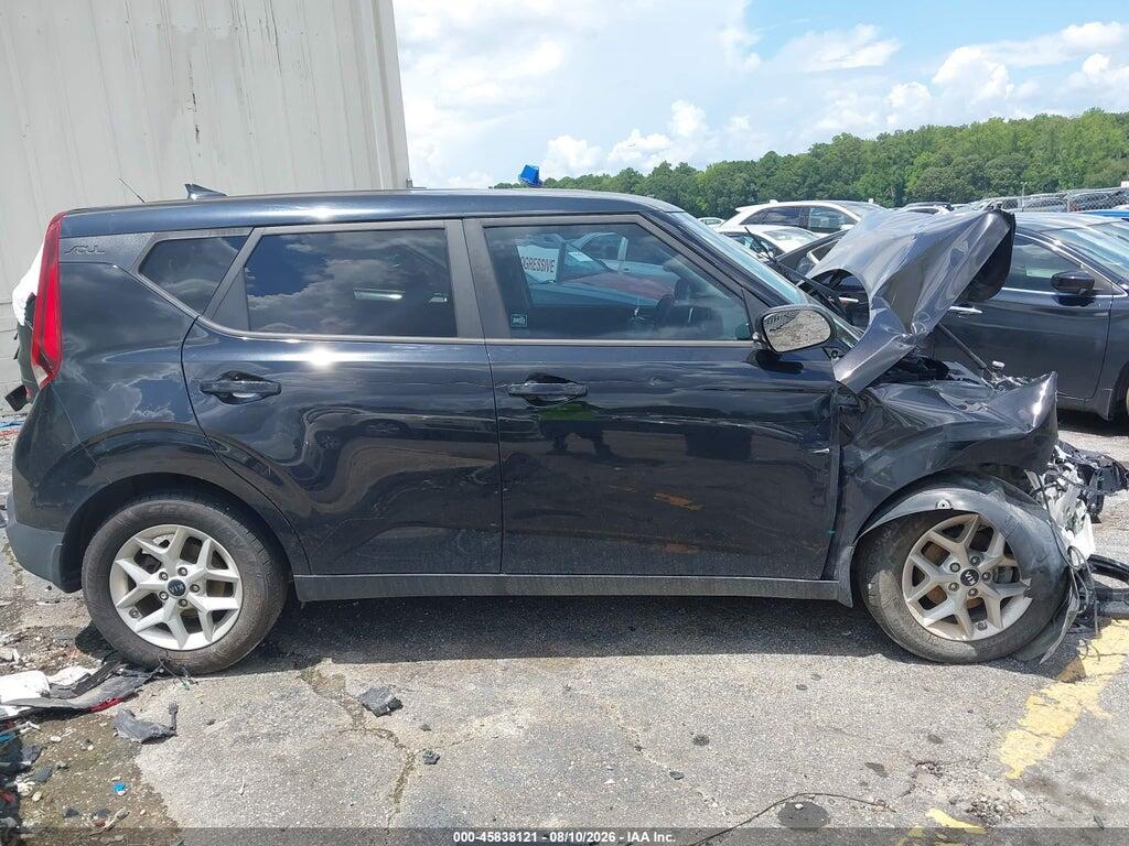 KNDJ23AU3M7737577 2021 KIA SOUL photo no. 12