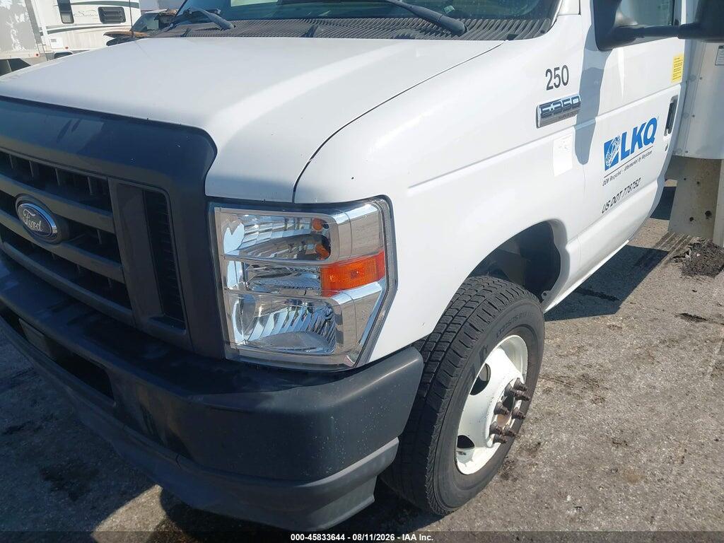 1FDWE3FN6MDC10032 2021 FORD E-350 CUTAWAY photo no. 2