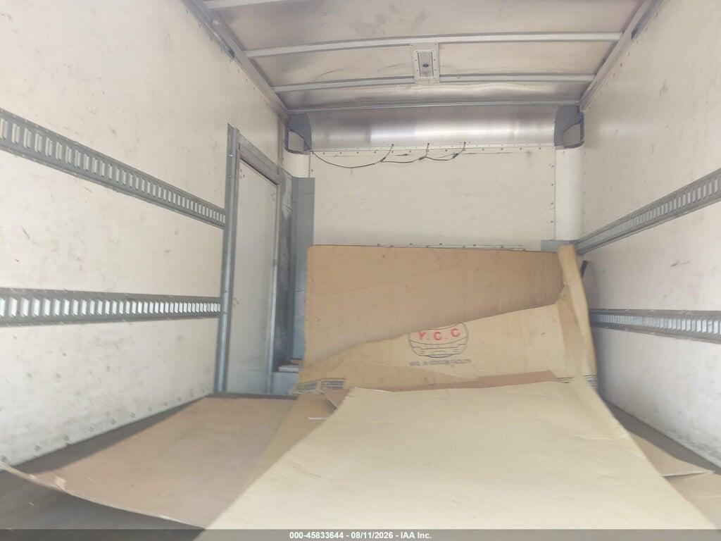 1FDWE3FN6MDC10032 2021 FORD E-350 CUTAWAY photo no. 4