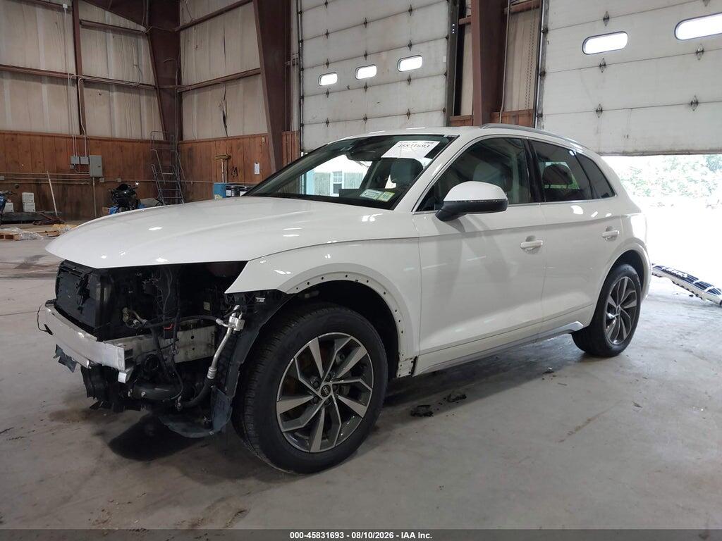 WA1BAAFY3M2065096 2021 AUDI Q5 photo no. 2
