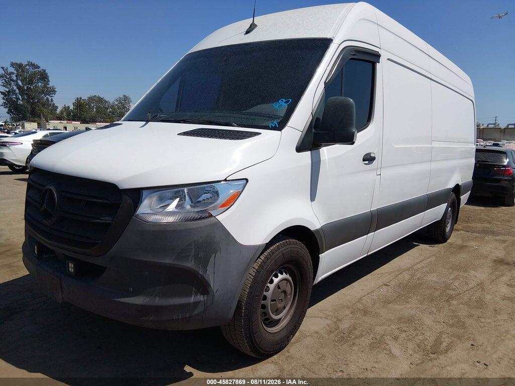 W1W4DCHY5MT046384 2021 MERCEDES-BENZ SPRINTER 2500 photo no. 2