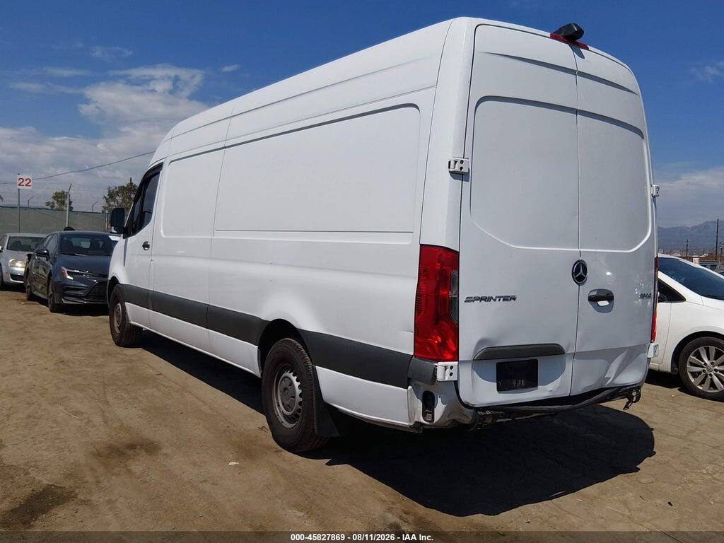 W1W4DCHY5MT046384 2021 MERCEDES-BENZ SPRINTER 2500 photo no. 3