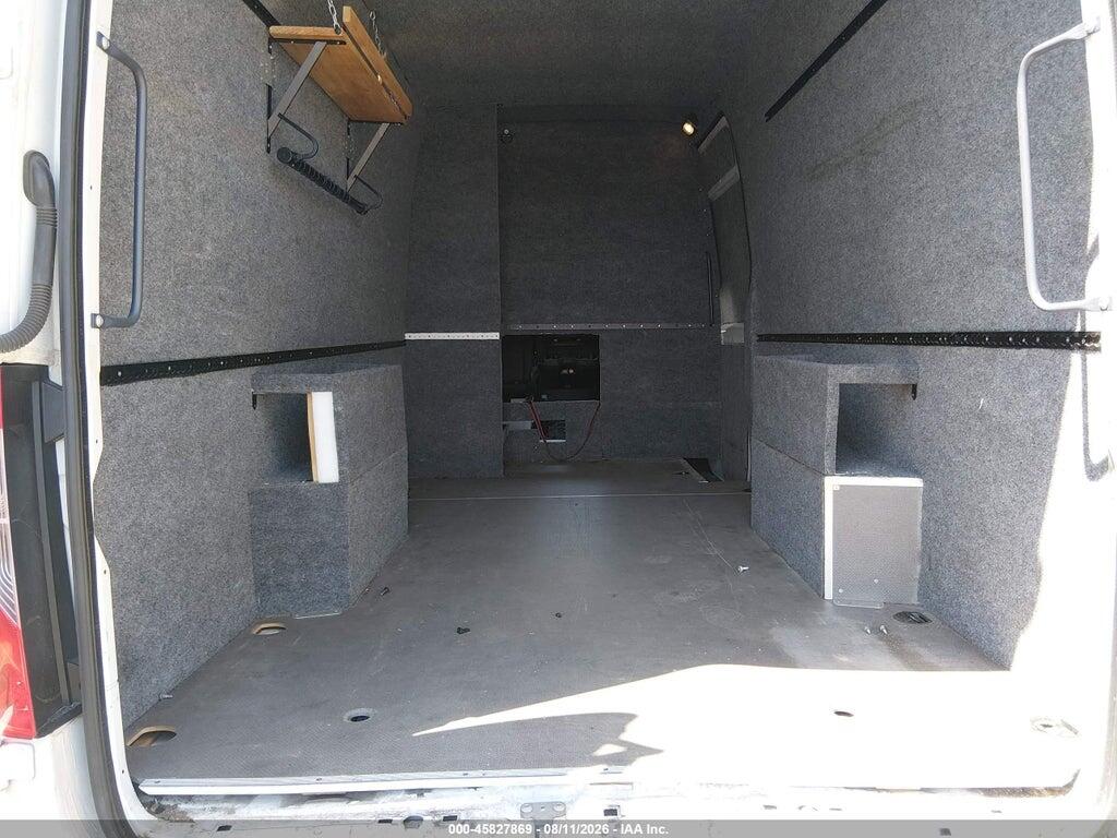 W1W4DCHY5MT046384 2021 MERCEDES-BENZ SPRINTER 2500 photo no. 8
