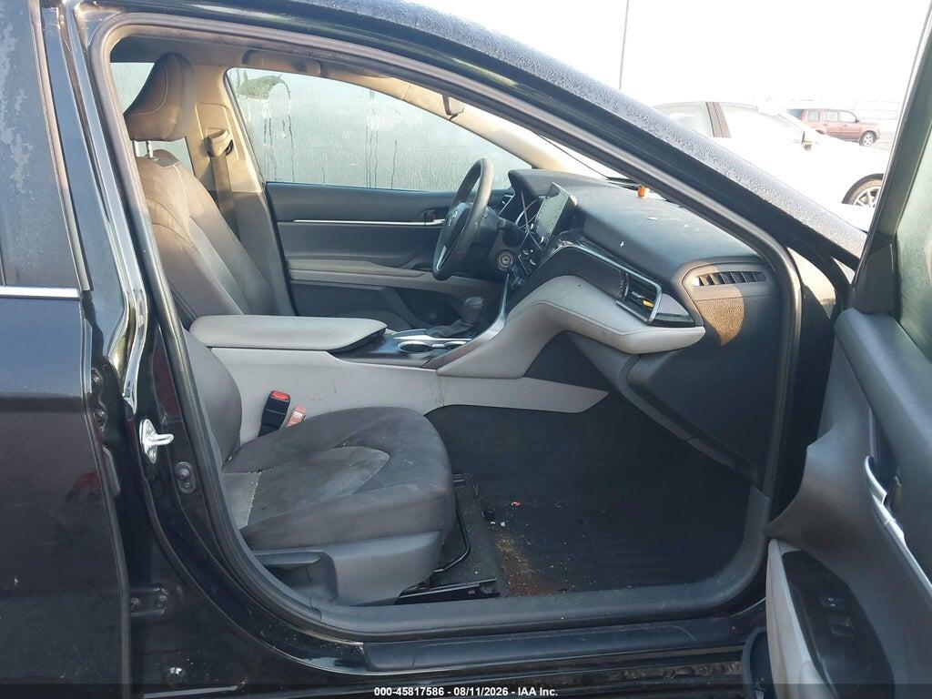 4T1C11AK8MU557894 2021 TOYOTA CAMRY photo no. 5
