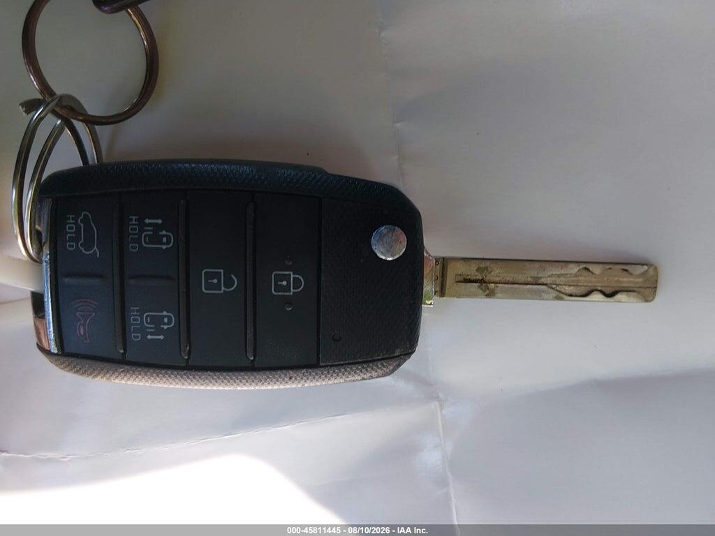 KNDMB5C18M6662909 2021 KIA SEDONA photo no. 11