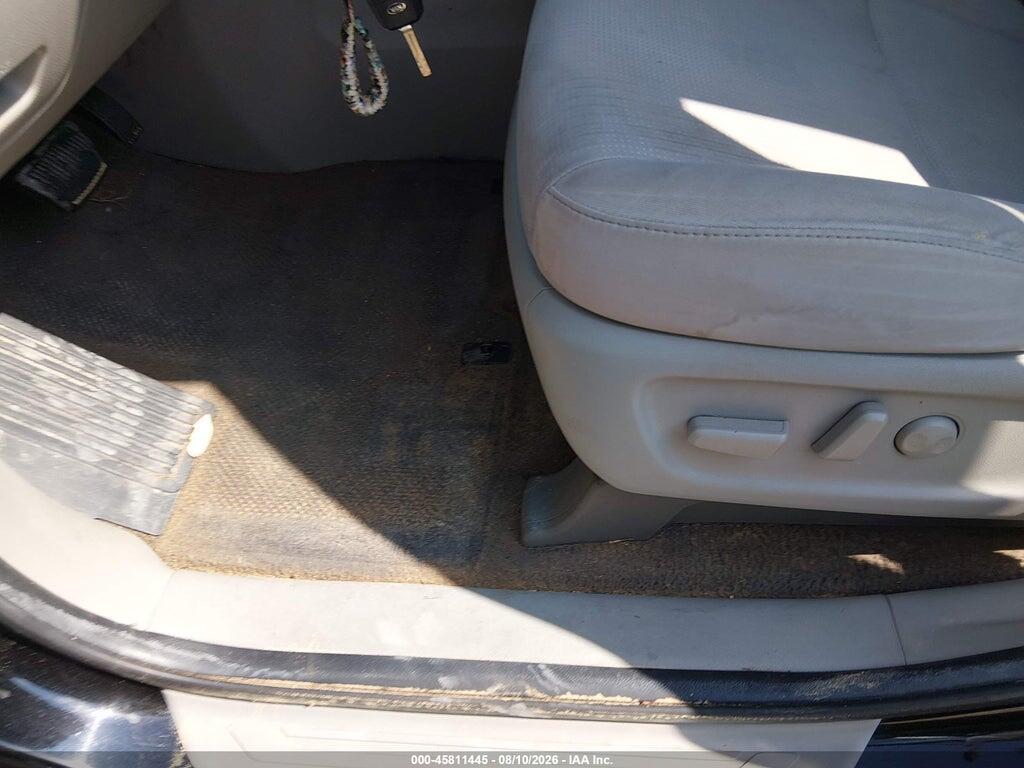 KNDMB5C18M6662909 2021 KIA SEDONA photo no. 6