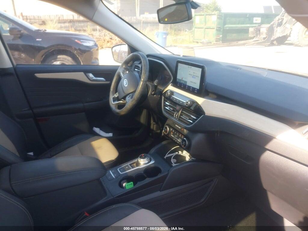 1FMCU9J9XMUA28983 2021 FORD ESCAPE photo no. 5