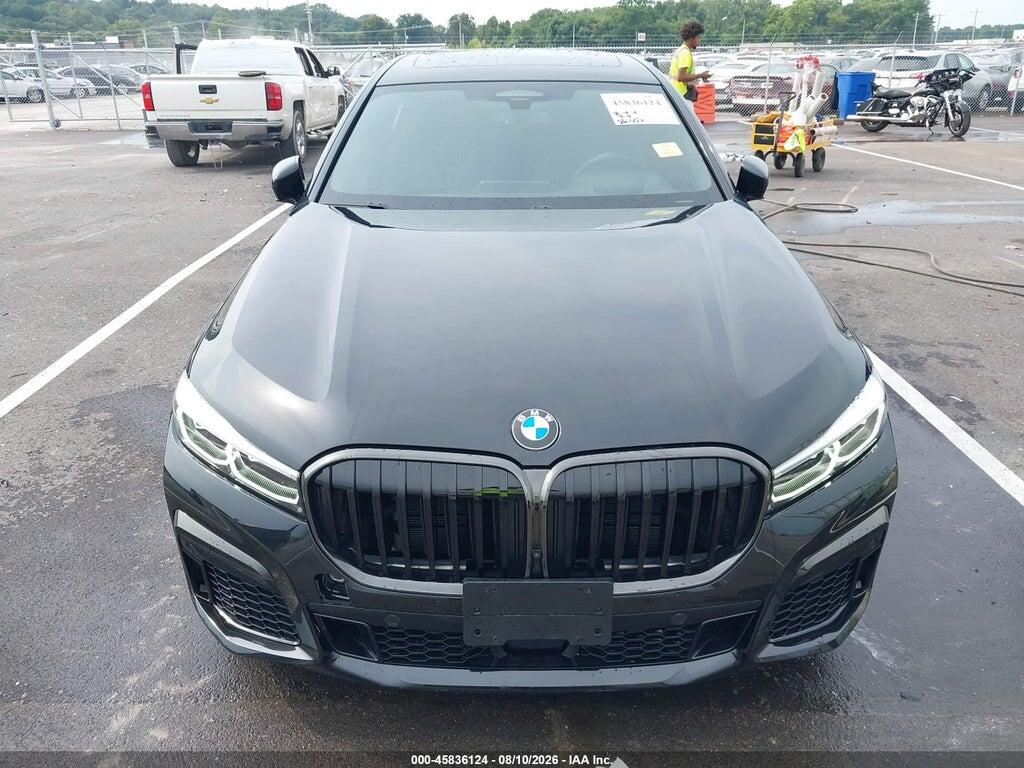 WBA7U2C0XNCG92476 2022 BMW 750 photo no. 12