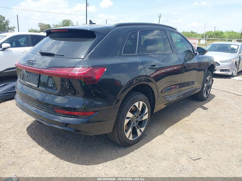 WA1AAAGE5NB025314 2022 AUDI E-TRON photo no. 4
