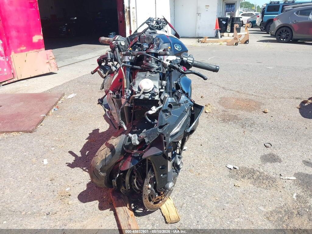JYARN66E2NA001985 2022 YAMAHA YZFR1 photo no. 5