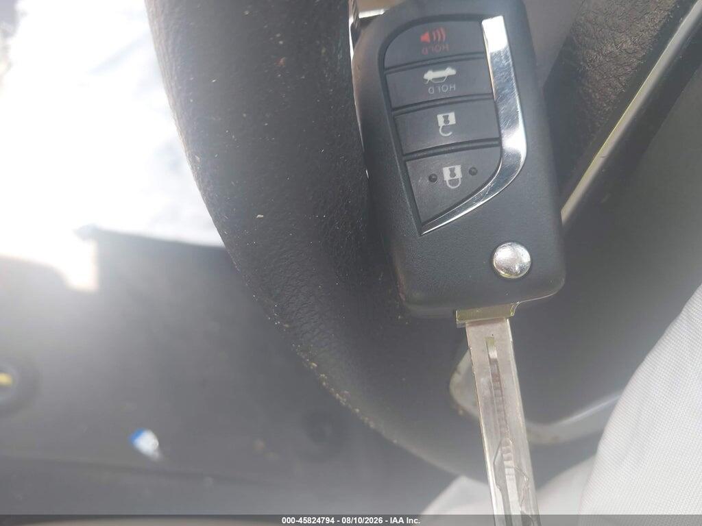 4T1C11AK2NU712263 2022 TOYOTA CAMRY photo no. 11
