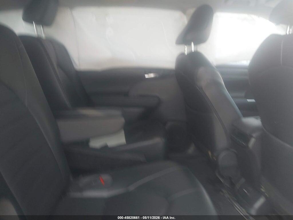 5TDGZRBH5NS571967 2022 TOYOTA HIGHLANDER photo no. 8