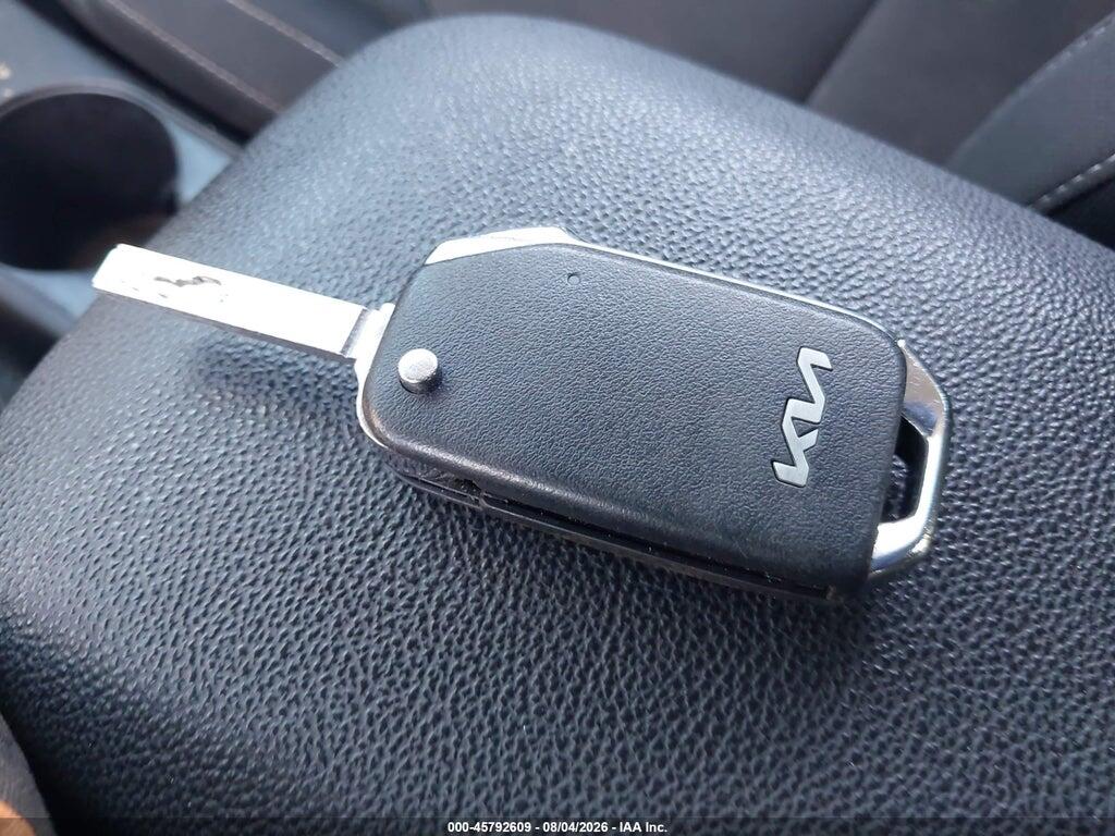 3KPF24AD2NE424484 2022 KIA FORTE photo no. 11