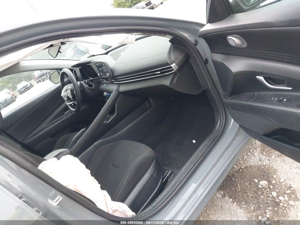 KMHLM4AG5PU395067 2023 HYUNDAI ELANTRA photo no. 5