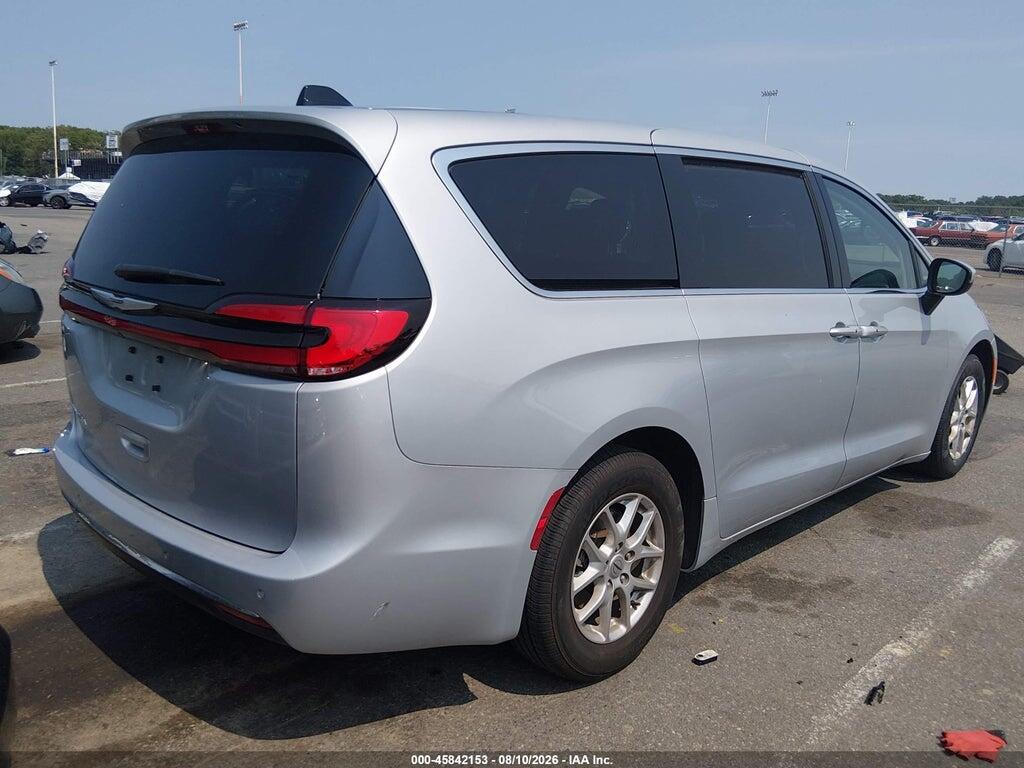 2C4RC1BG4PR506929 2023 CHRYSLER PACIFICA photo no. 4