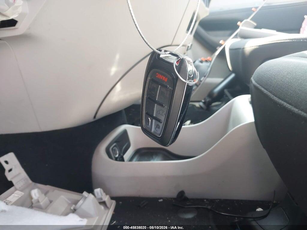 2C4RC1CG3PR568160 2023 CHRYSLER VOYAGER photo no. 6