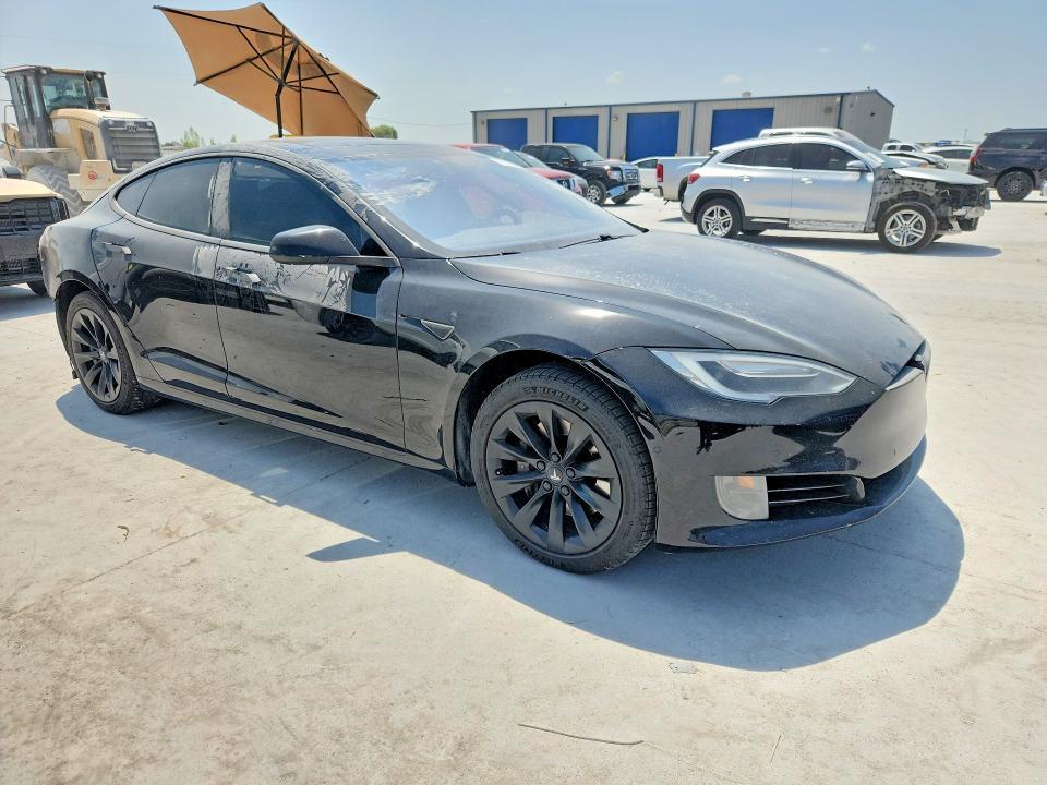 2016 TESLA MODEL 3 — Фото 4 из 13