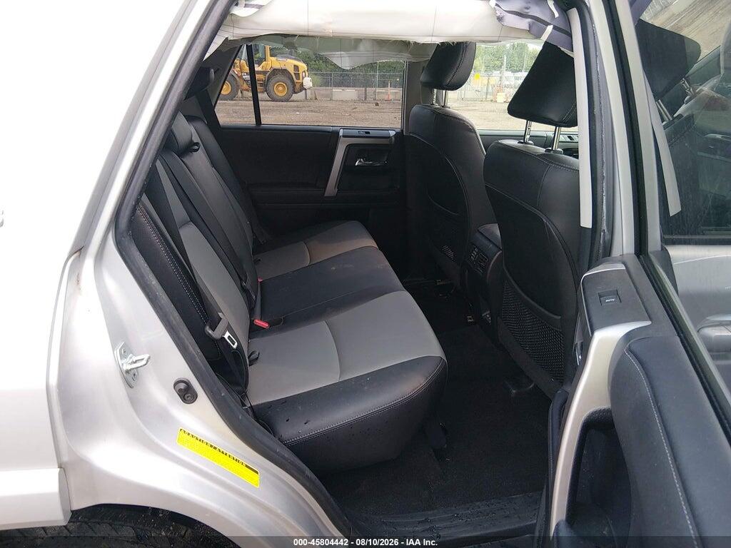 JTEFU5JRXP5300484 2023 TOYOTA 4RUNNER photo no. 8