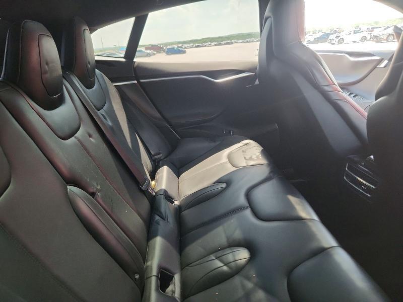 2016 TESLA MODEL S AWD 90D — Фото 10 из 13