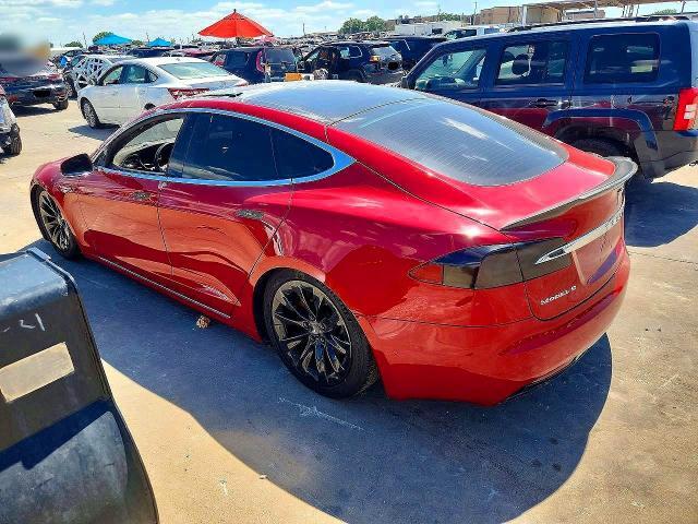 2016 TESLA MODEL S AWD 90D — Фото 2 из 13