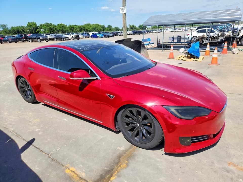 2016 TESLA MODEL S AWD 90D — Фото 4 из 13
