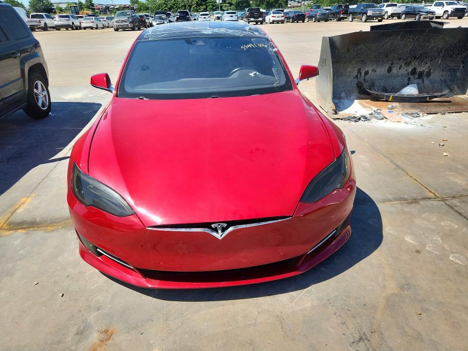 2016 TESLA MODEL S AWD 90D — Фото 5 из 13