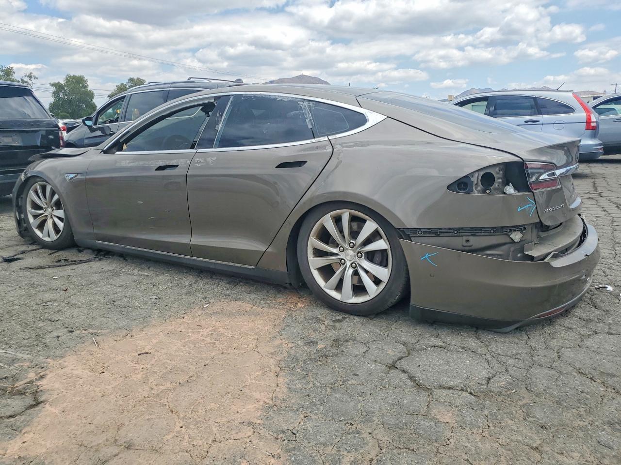 2016 TESLA MODEL S — Фото 2 из 12