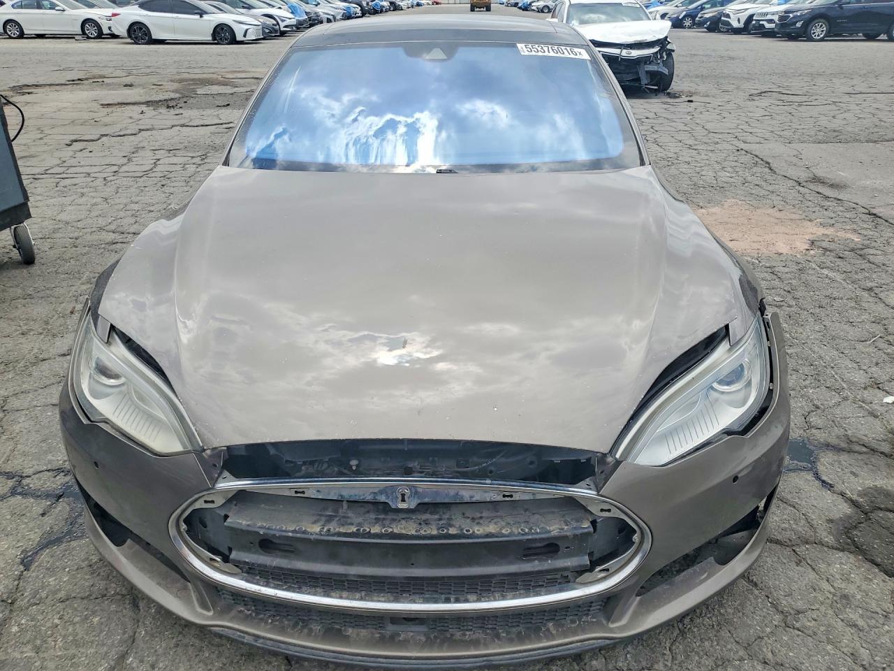 2016 TESLA MODEL S — Фото 5 из 12