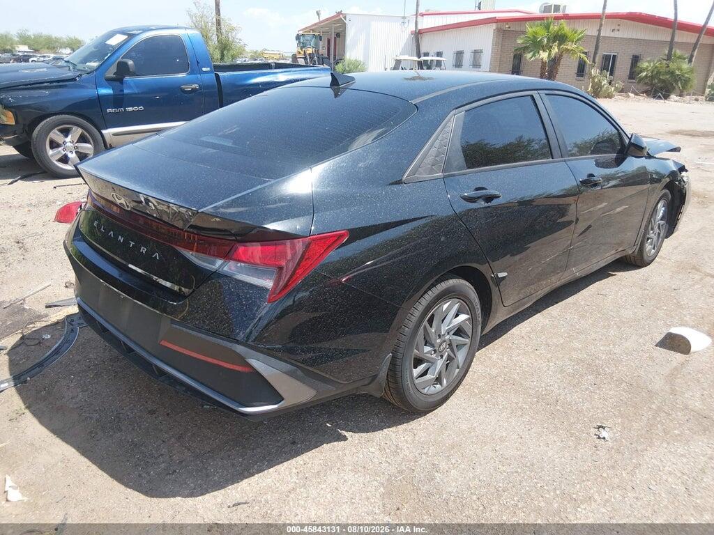 KMHLM4DG9RU840957 2024 HYUNDAI ELANTRA photo no. 4