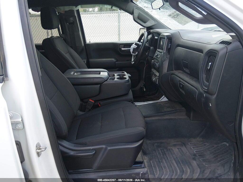 2GCUDAED0R1200935 2024 CHEVROLET SILVERADO 1500 photo no. 5