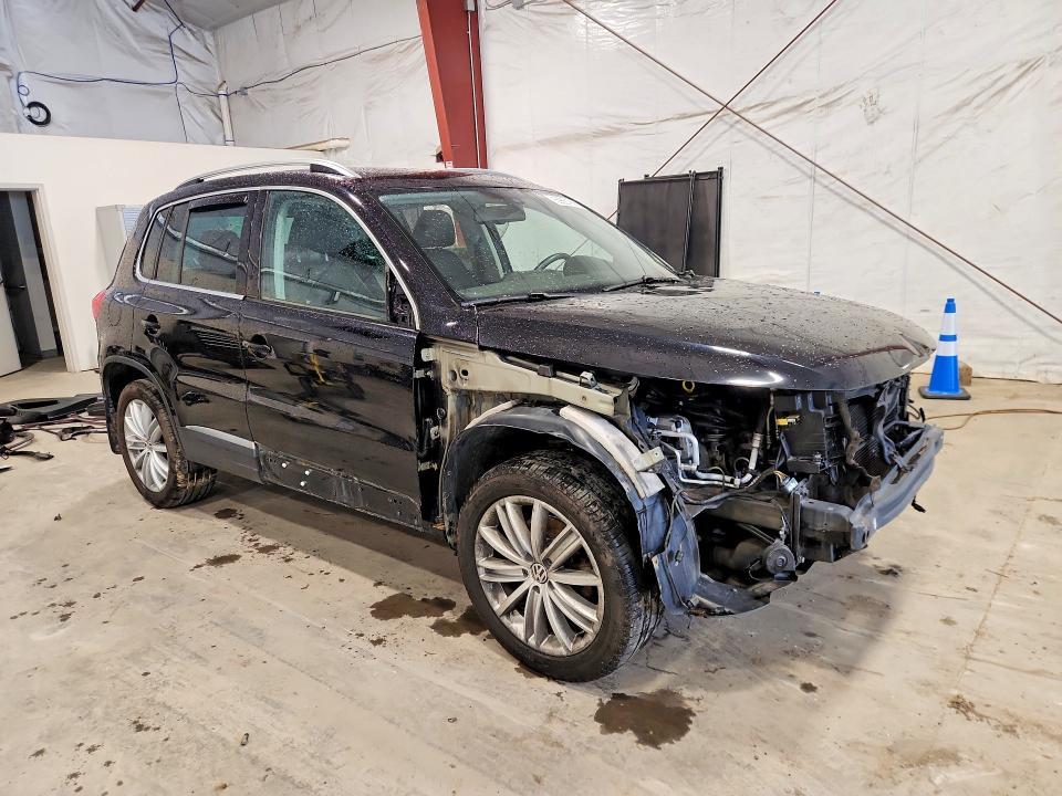 2016 VOLKSWAGEN TIGUAN S — Фото 4 из 14