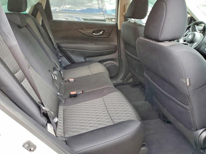 5N1AT2MV8JC768978 2018 NISSAN ROGUE photo no. 11