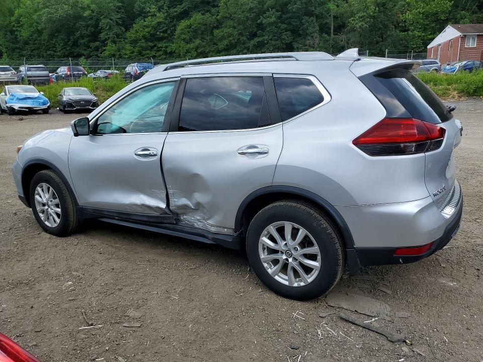 5N1AT2MV8JC768978 2018 NISSAN ROGUE photo no. 2