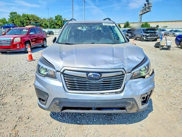 2020 SUBARU FORESTER PREMIUM — Фото 5 из 13