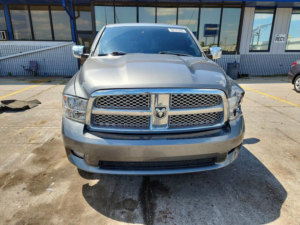 2010 DODGE RAM 1500 — Фото 5 из 12