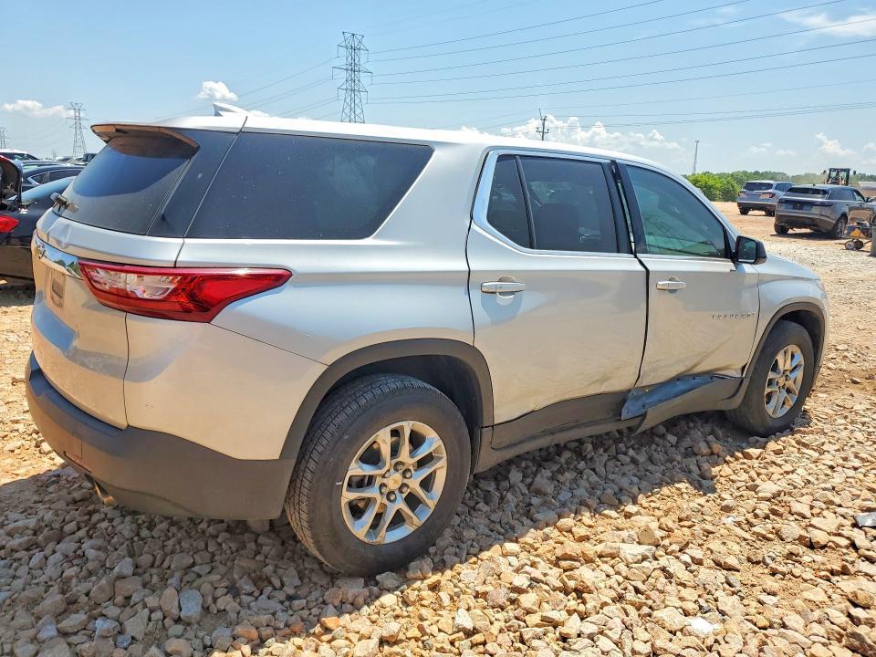 2020 CHEVROLET TRAVERSE LS — Фото 3 из 13